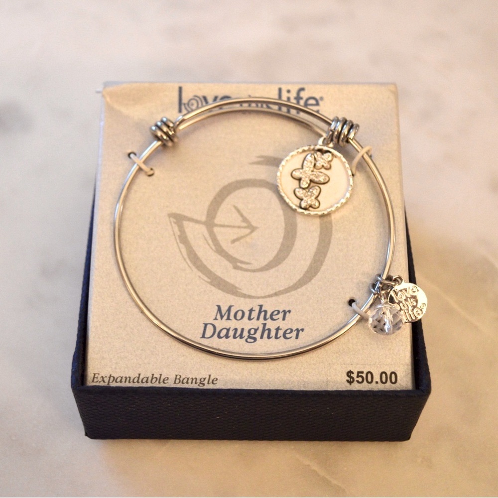 NIB Love this Life Mother Daughter Bangle (Discounted Shipping🚚)